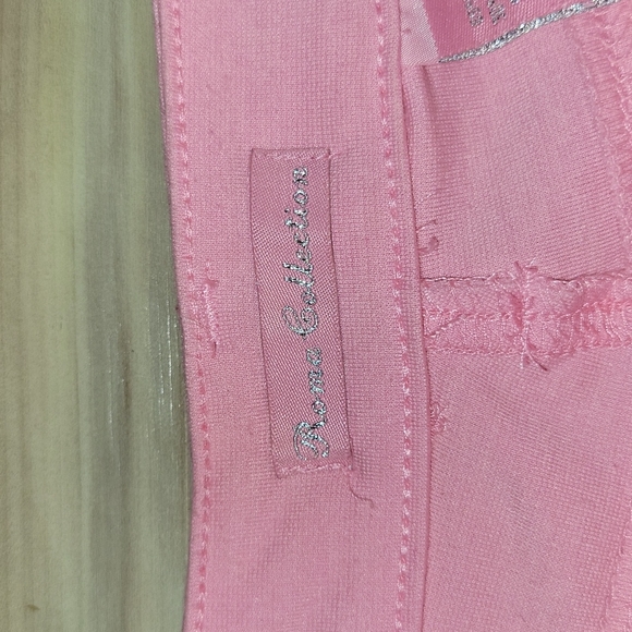 Light Pink Barbiecore Capri Jeggings - Picture 3 of 13